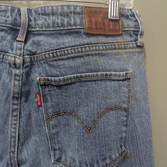 Levi's Light Blue Straight Leg Jeans for Women - Picture 4 of 6